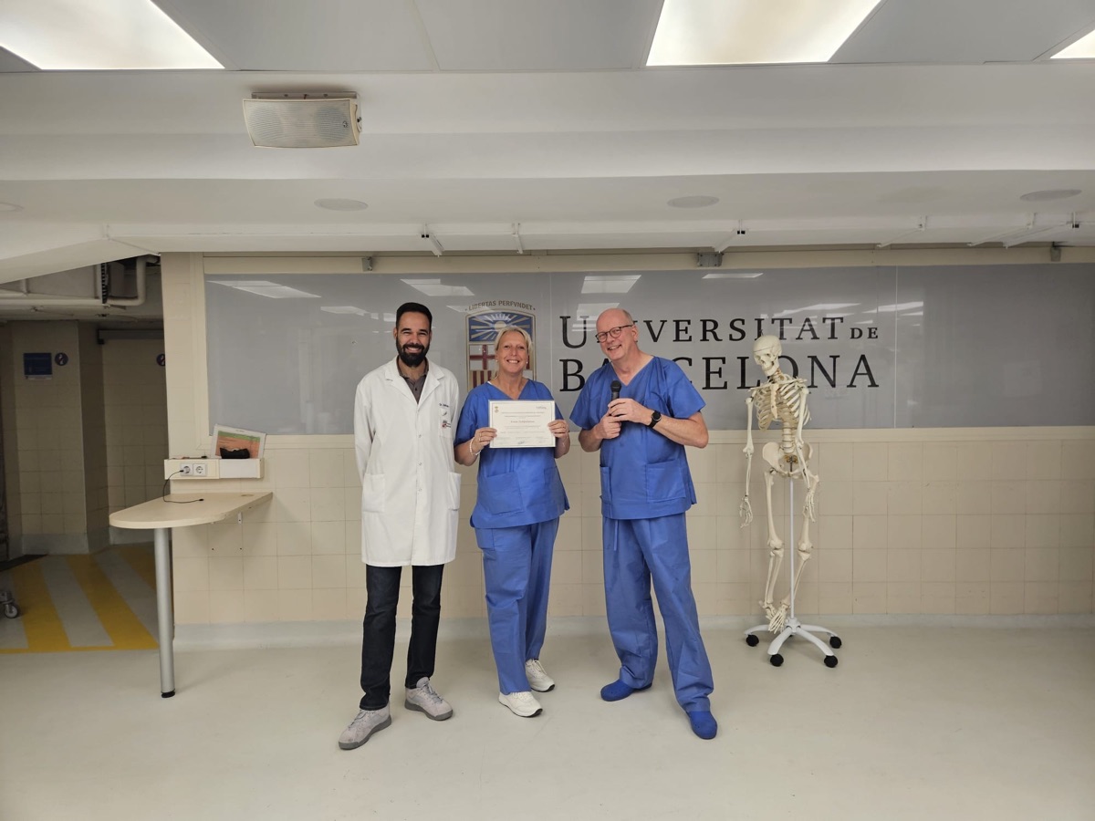 Erna Tempelman ontvangt haar certificaat